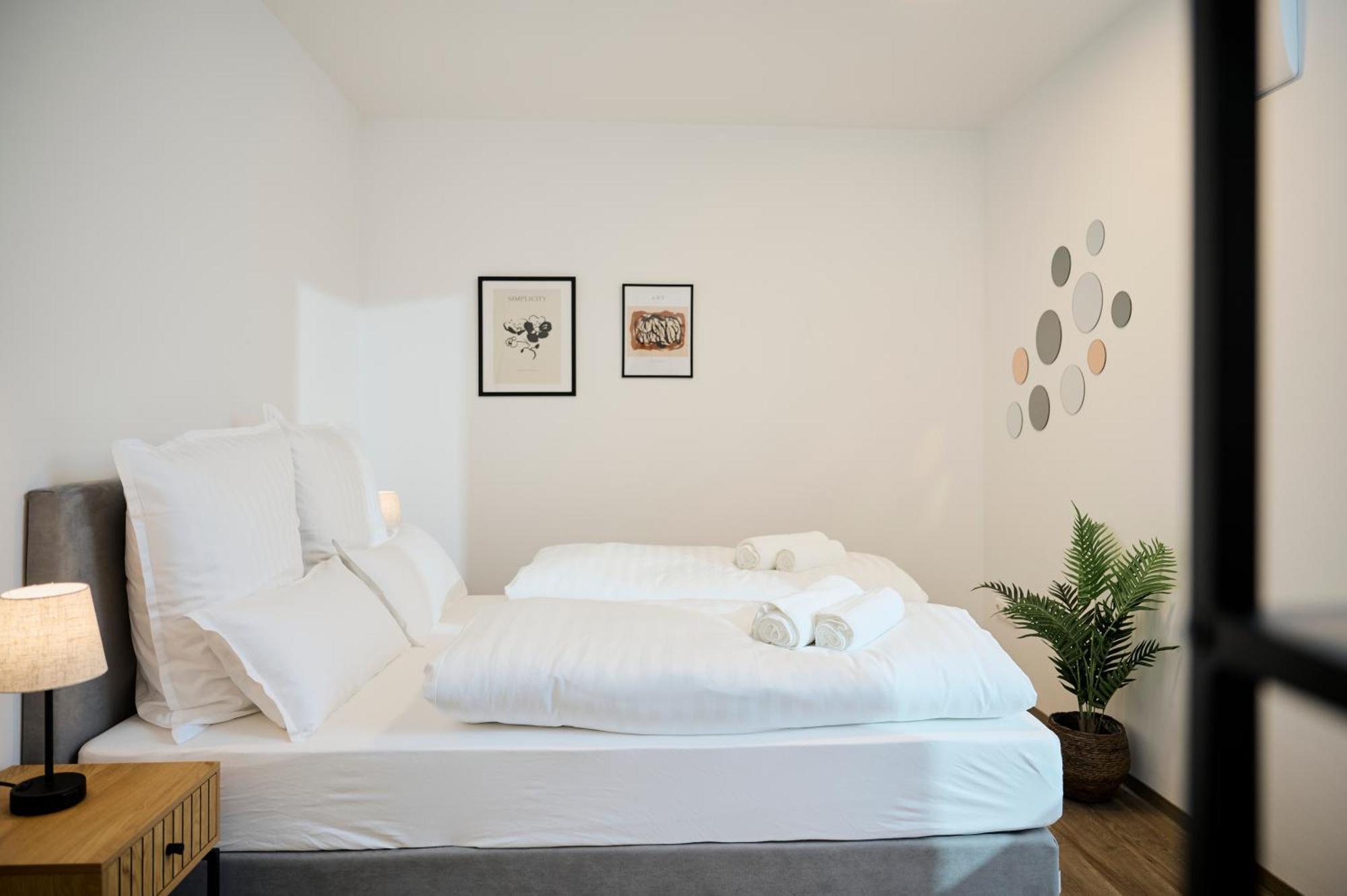 Moderne Apartments Mit Highspeed-Wlan Und Gratis-Tiefgarage Ihr Perfekter Rueckzugsort Nahe Dem Zentrum Und Der Therme I Barrierearm Bad Kissingen Eksteriør billede